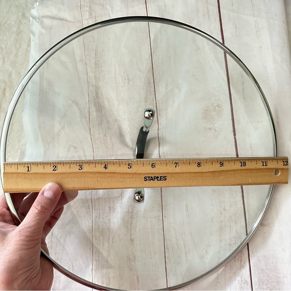 Tempered Glass Lid Inner Diameter 11.5” Reference # Y7F24 - Picture 5 of 5